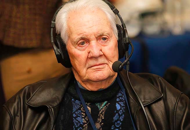 Pat Summerall, who called 16 Super Bowls, died of cardiac arrest at age 82 on Tuesday.